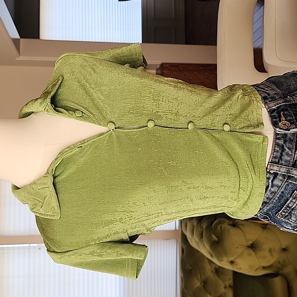 H&M Green button Up